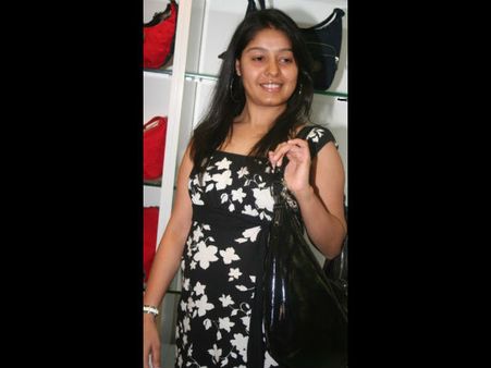 સુનિધિ ચૌહાણ