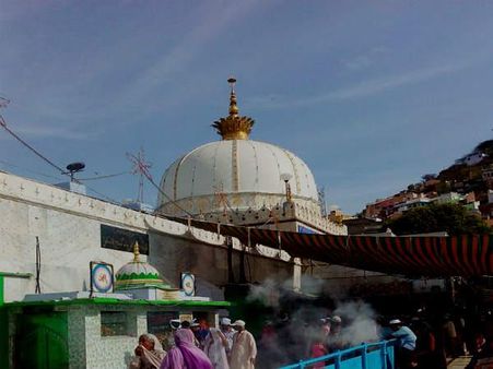 ખ્વાજા ગરીબ નવાજની દરગાહ