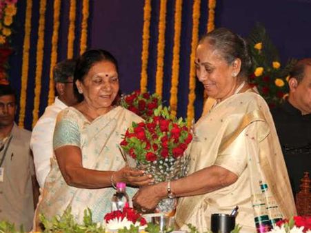 માર્ગરેટ આલ્વાએ ગુજરાતના રાજ્યપાલ તરીકે શપથ લીધા