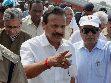 મોદી સરકારનું પહેલું રેલ બજેટ; બૂલેટ ટ્રેન, FDIની જાહેરાત સંભવ