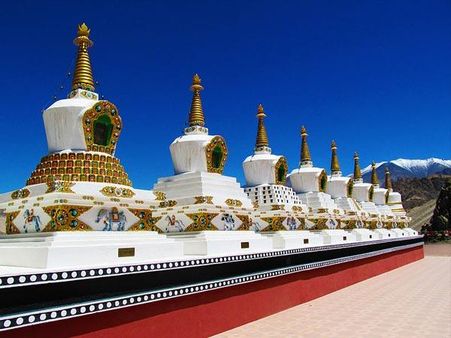 સંતોની પંક્તિઓ