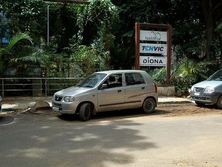 કારને સીધી રાખો