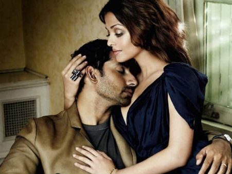 જુઓ ઐશ-અભિનું સ્ટીમી ફોટોશૂટ જુઓ ઐશ-અભિનું સ્ટીમી ફોટોશૂટ