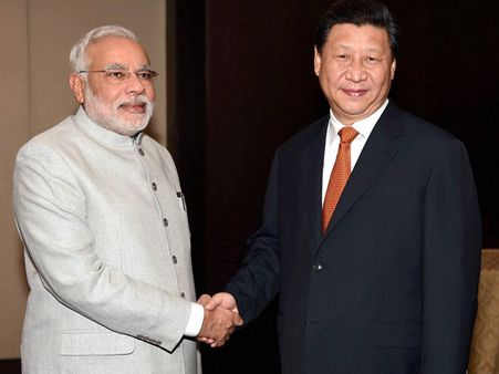 ચીનના રાષ્ટ્રપતિને મળ્યા મોદી, ઉઠાવ્યો સરહદ વિવાદનો મુદ્દો