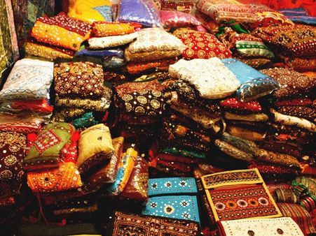 લૉ ગાર્ડન રોડ