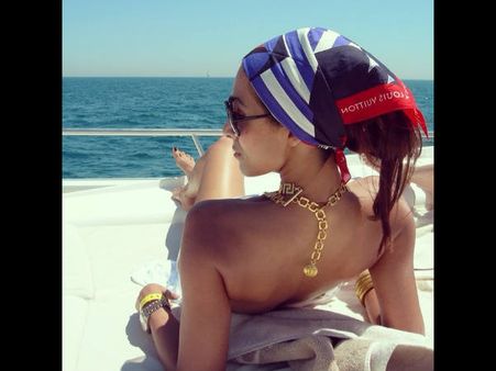 દમ છે મલાઇકામાં દમ છે મલાઇકામાં