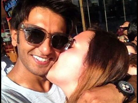 ફૅનનું ચુમ્બન