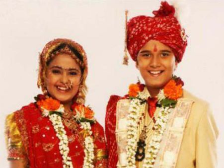 મૂળ પાત્ર આનંદી-જગદીશ બદલાયાં મૂળ પાત્ર આનંદી-જગદીશ બદલાયાં