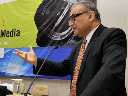 પૂર્વ જસ્ટીસ કાત્જૂના છ સવાલથી જ્યૂડિશરીમાં બબાલ