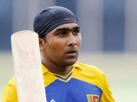 જયવર્દનેએ કરી ગાવસ્કરની બરોબરી જયવર્દનેએ કરી ગાવસ્કરની બરોબરી