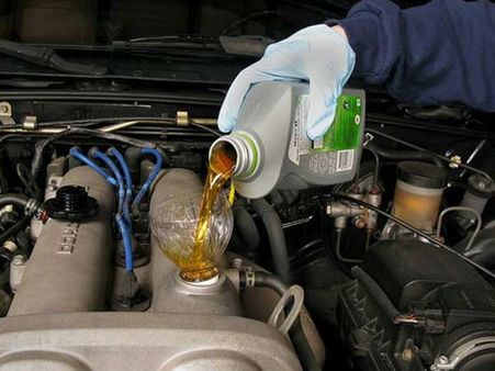 શું સામાન્ય કાર માટે ઉપયોગી છે ફોર્મુલા વન એન્જીન ઓઇલ?