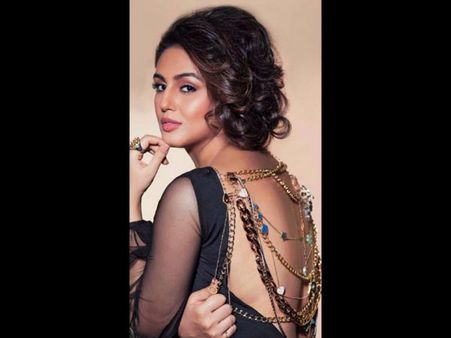 હુમાના લાંબા પગ