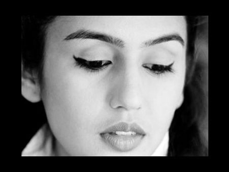 સેંસિટિવ ગર્લ