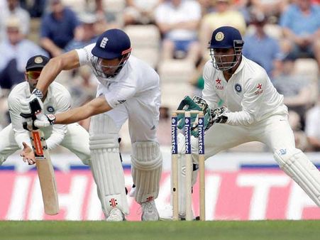 ટેસ્ટમાં સૌથી વધુ રન કૂક ઇંગ્લેન્ડનો ત્રીજો ખેલાડી