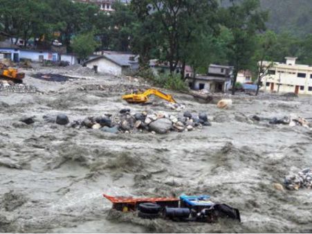  100 મિલીમીટર પ્રતિ કલાકે વરસાદ