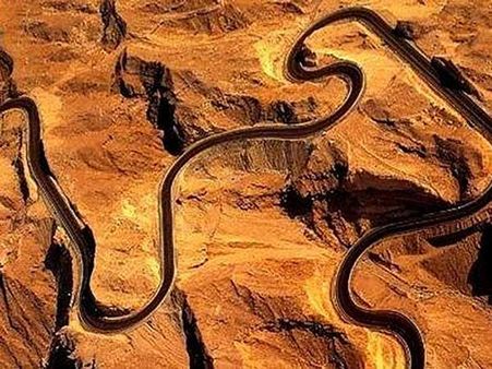 જેબેલ હાફીત માઉન્ટેન રોડ, અબુધાબી