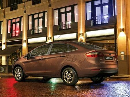 બ્રેકિંગ અને ટ્રેક્શન-ફોર્ડ ફિએસ્ટા