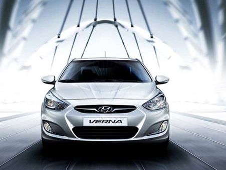 અન્ય ફીચર- હુન્ડાઇ વેરના