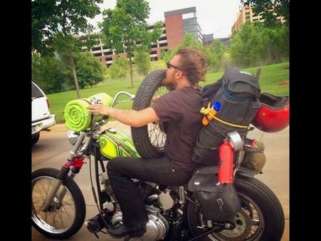 Top funny photographs from Facebook