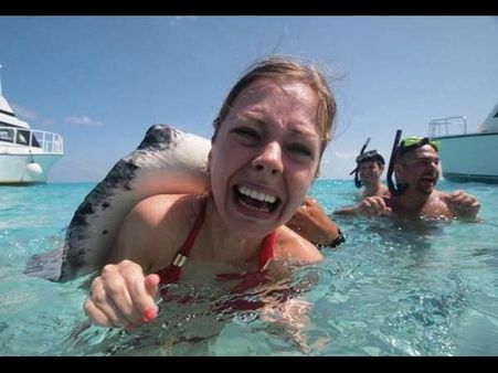 Top funny photographs from Facebook