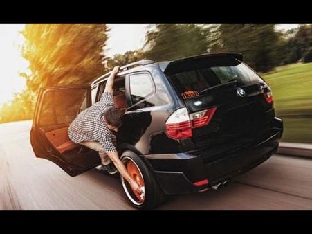 Top funny photographs from Facebook