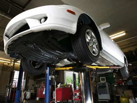 કાર નિર્માતાએ આપેલી સુચનાઓને ધ્યાનપૂર્વક વાંચો