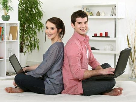 કામ કરવાનું અને આરામ કરવાનું સ્થાન રાખો