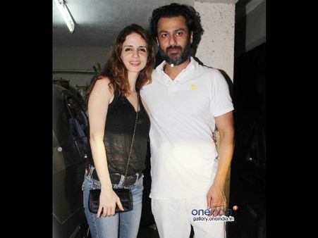 ટ્રાંસપરંટ સુઝાન