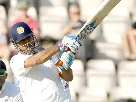 1000 રન કરનાર આઠમો વિકેટકીપર