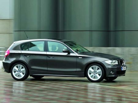 સ્પેસિફિકેશનઃ- બીએમડબલ્યુ 1 સીરીઝ