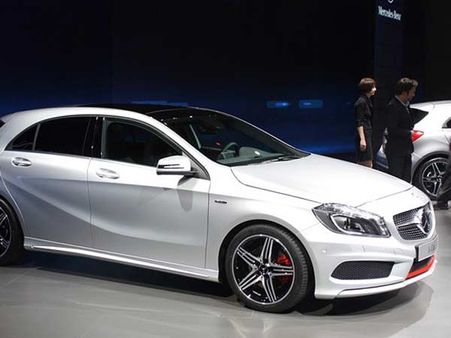 મર્સીડિઝ બેન્ઝ એ ક્લાસ ડીઝલ વેરિએન્ટ્સ અને કિંમત