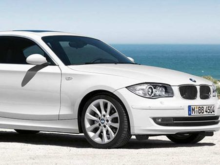 બીએમડબલ્યુ એ સીરીઝ ડીઝલ વેરિએન્ટ્સ અને કિંમત