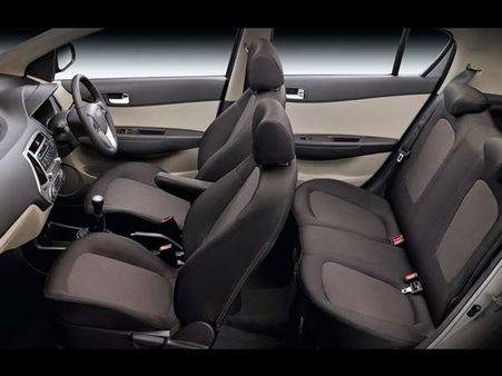 કારનું ઇન્ટિરીયર્સ