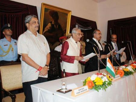 ગુજરાતના રાજ્યપાલ ઓ પી કોહલીએ ગોવાના રાજ્યપાલ તરીકેની વધારાની જવાબદારી સ્વીકારી