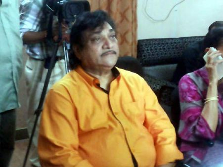 હું જીવું છું અને તમારી સામે છું: નરેશ કનોડિયા