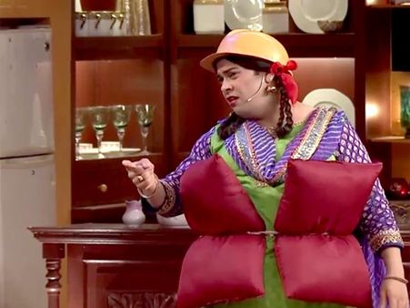 પલકે ગુત્થીને બોલાવી