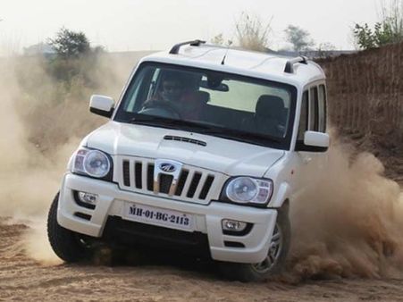 ઇન્ટિરિયર્સ:- મહિન્દ્રા સ્કોર્પિયો