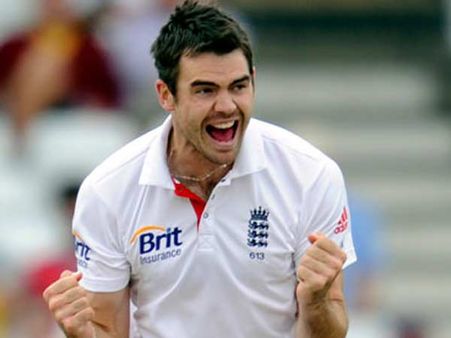 ઇંગ્લેન્ડના ઝડપી બોલર્સ પણ ભયભીત કરી રહ્યાં છે