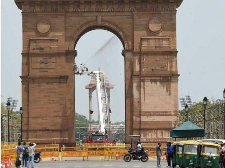 ઇન્ડિયા ગેટ પણ ચમકી ઉઠ્યો