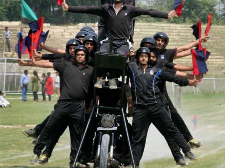 PICS: કંઇક આ રીતે ઇન્ડિયા કરી રહ્યું છે આઝાદીના જશ્નની તૈયારીઓ