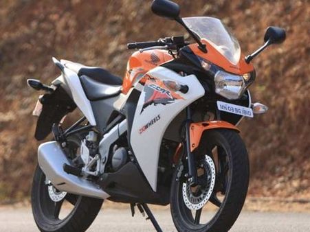 બજાજ-હોન્ડા અને હીરોની ટોપ 150-160 સીસી બાઇક