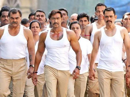 શહેર સિવાય કંઈ જ ન બદલાયું સિંઘમ રિટર્ન્સમાં : વાંચો Review