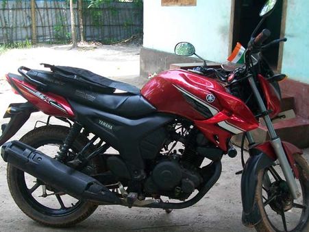 બ્રેક અને સન્સપેન્શનઃ- યામાહા એસઝેડ