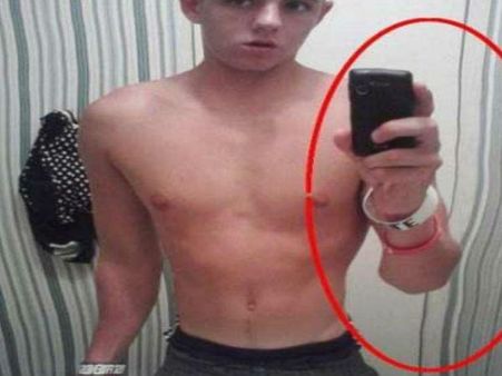 ફોટોશોપના કાચા ખેલાડીઓ..