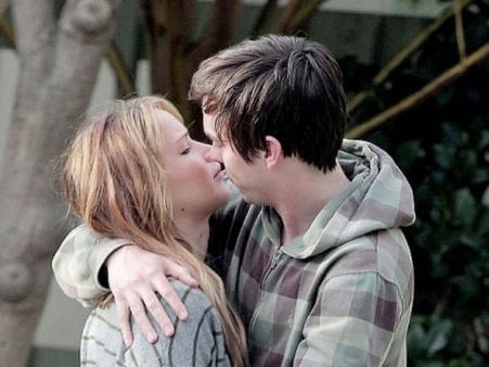 નિકોલ્સ સાથે ડેટિંગ