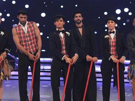 ટીમ મૌની ટીમ મૌની