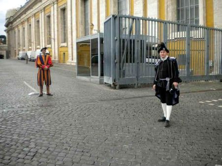 વેટિકન સિટી અને ઇટલી