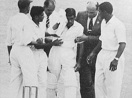 એક ટેસ્ટમાં ચાર પારસી