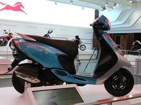 સ્પેશિયલ ફીચર્સઃ-સ્કૂટી જેસ્ટ