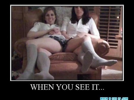 આ તસવીરોમાં વિચિત્ર શું છે શોધી બતાવો તો જરા...